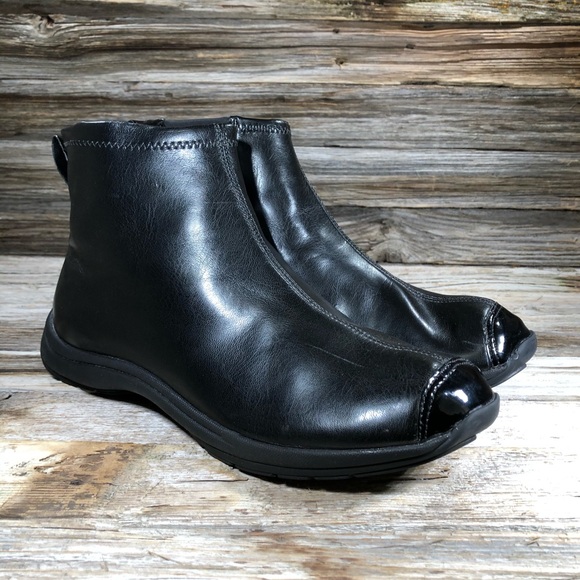 L.L.BEAN Black Ankle Boots Leather Women 7.5 M - Picture 4 of 7
